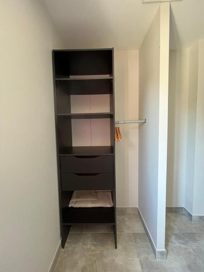 Maison Spacieuse Avec Grand Jardin Et Parking A 20 Min De Lyon Simandres Екстер'єр фото